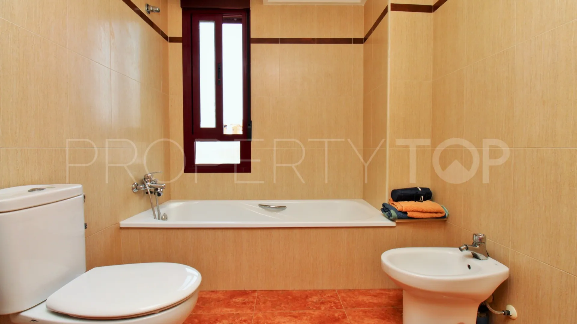 For sale town house in Orihuela with 3 bedrooms