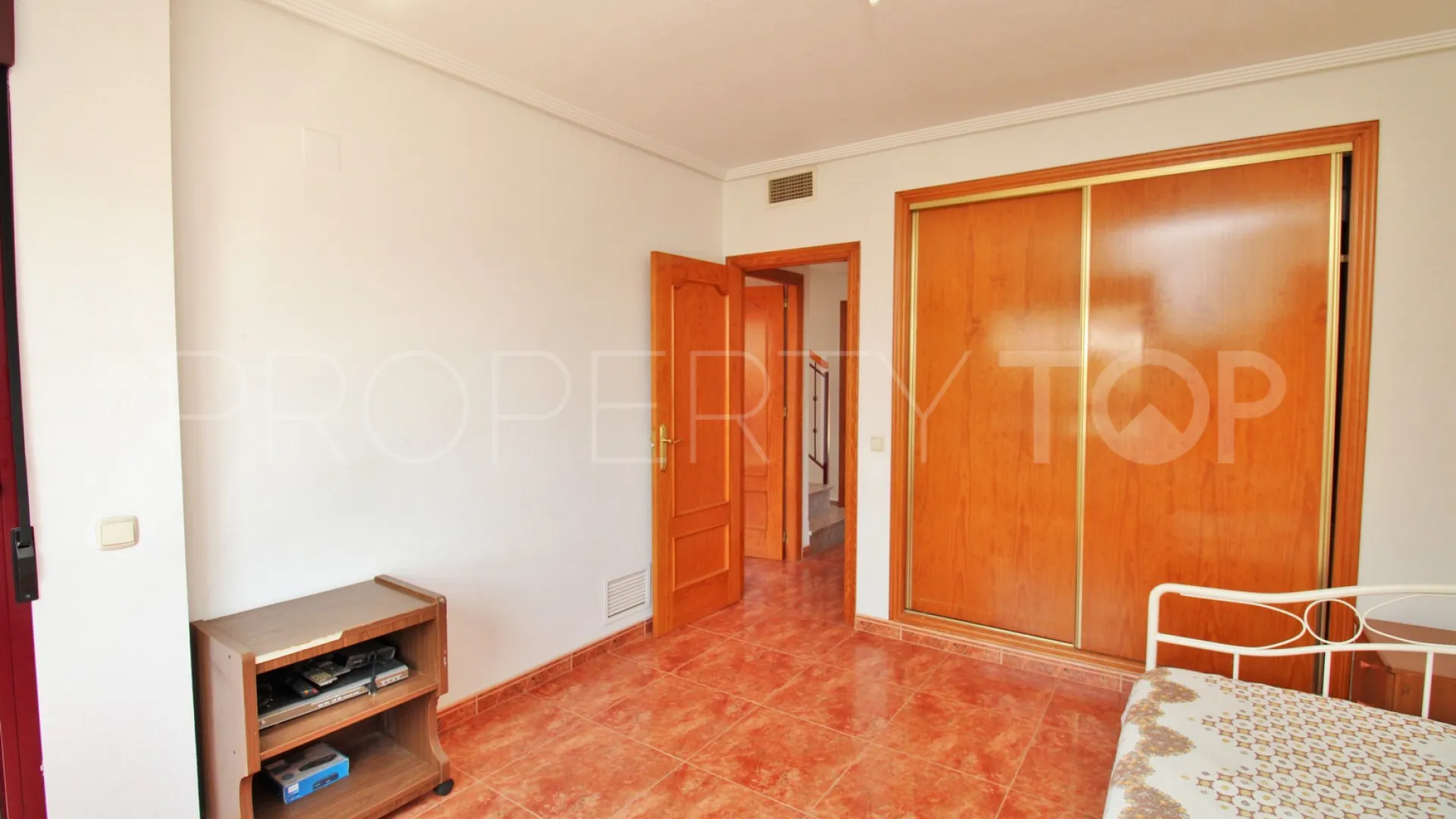 For sale town house in Orihuela with 3 bedrooms
