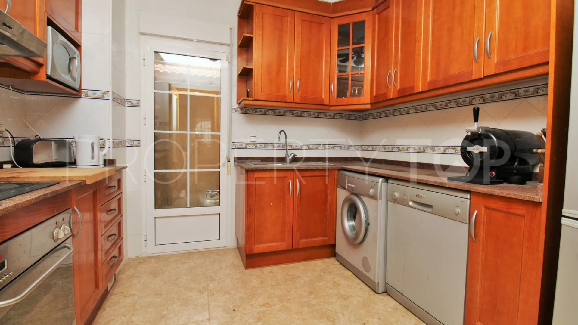 Se vende adosado de 3 dormitorios en Rioja