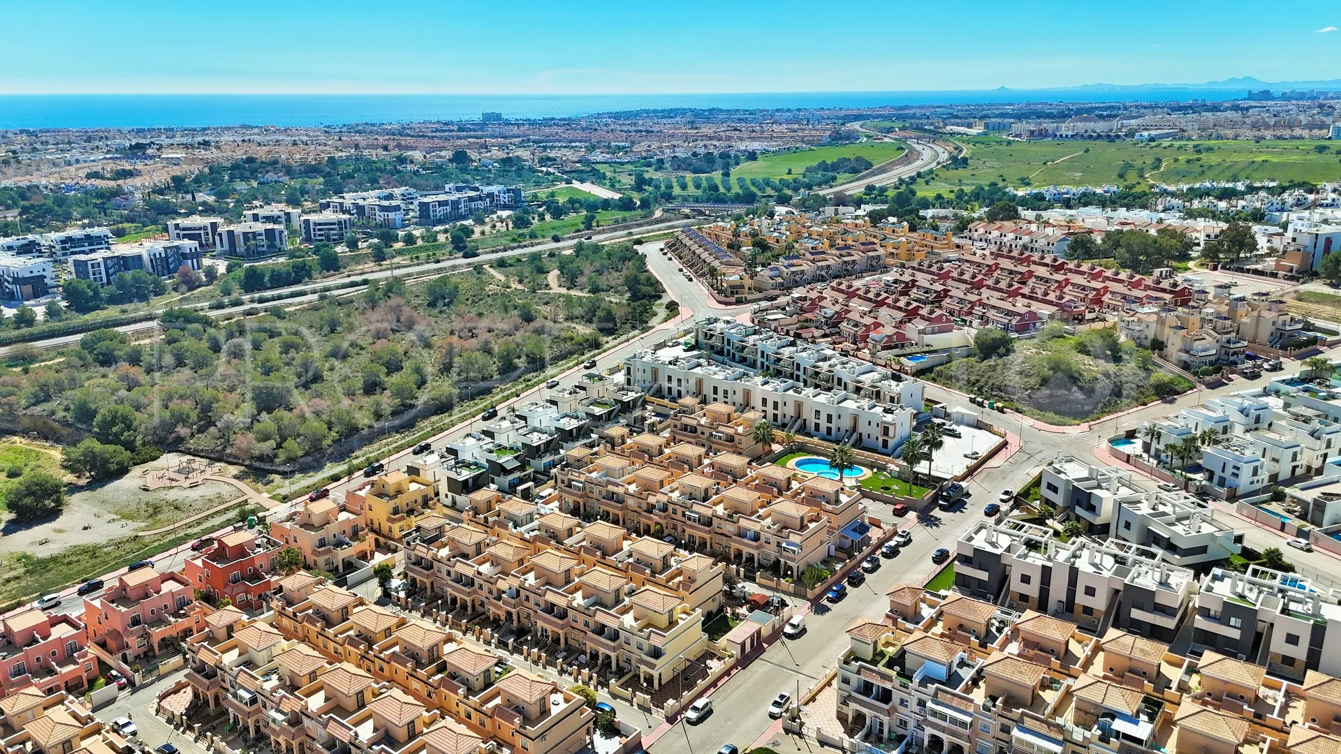 Se vende adosado de 3 dormitorios en Rioja