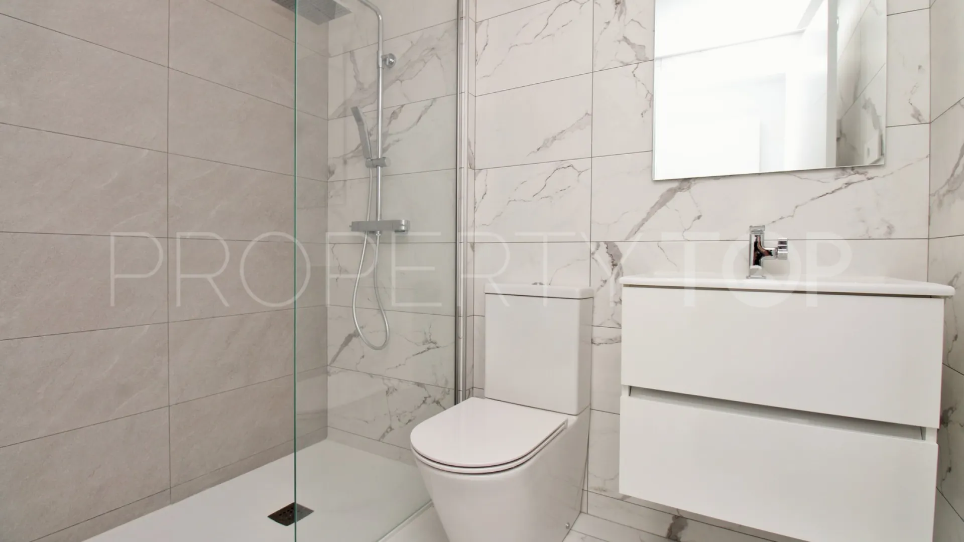 Se vende apartamento en Punta Prima de 2 dormitorios