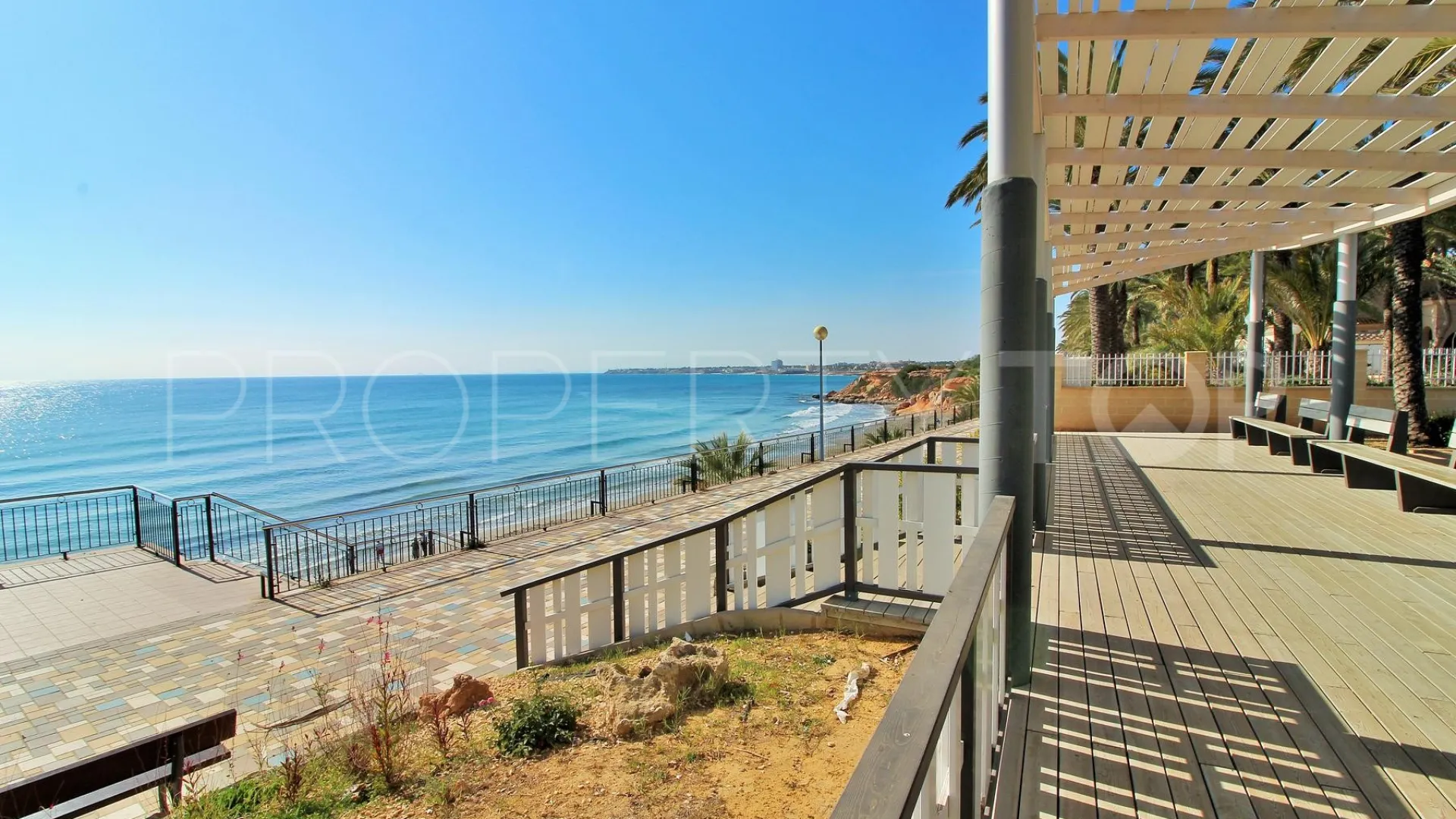 Se vende apartamento en Punta Prima de 2 dormitorios