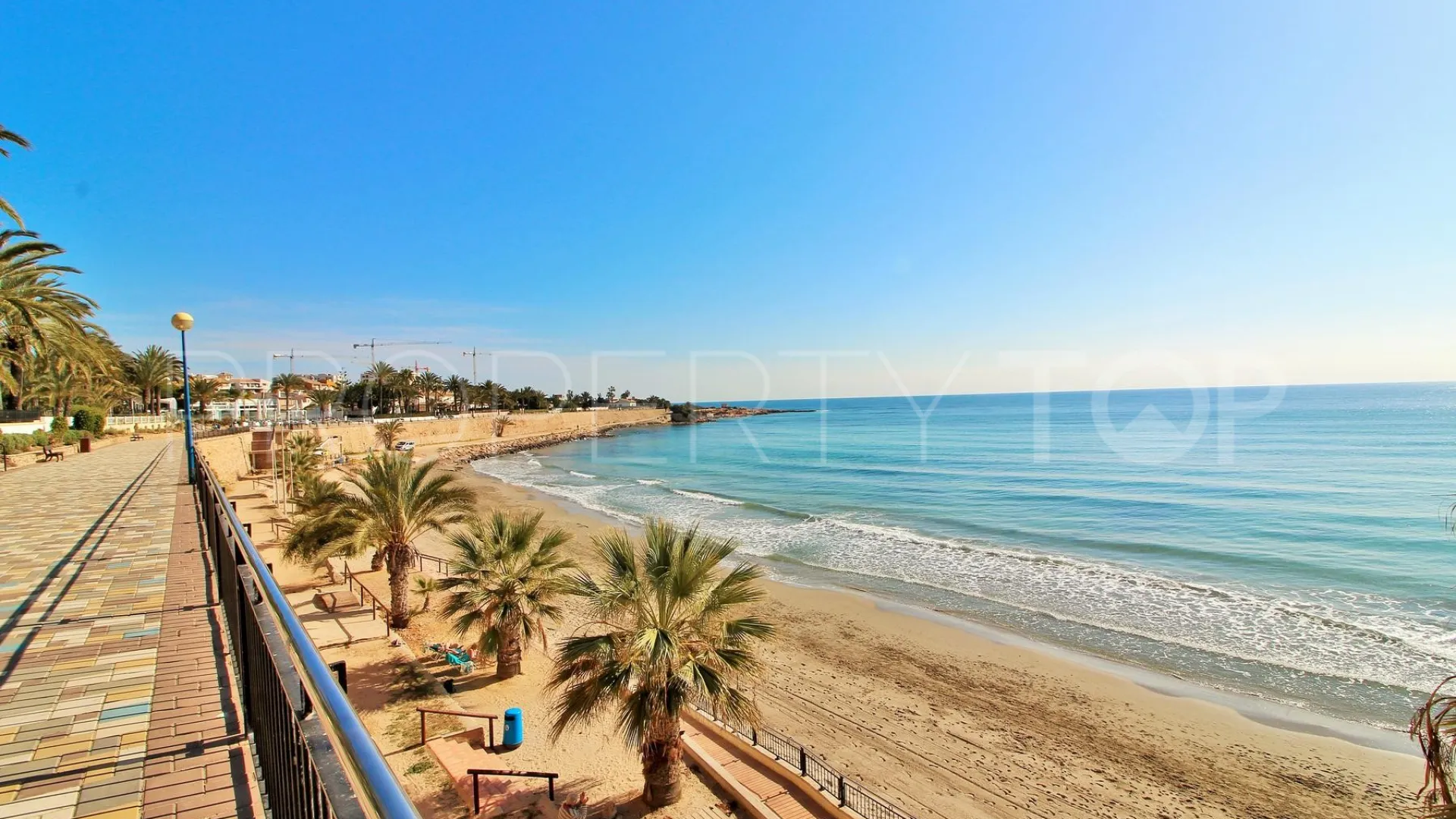 Se vende apartamento en Punta Prima de 2 dormitorios