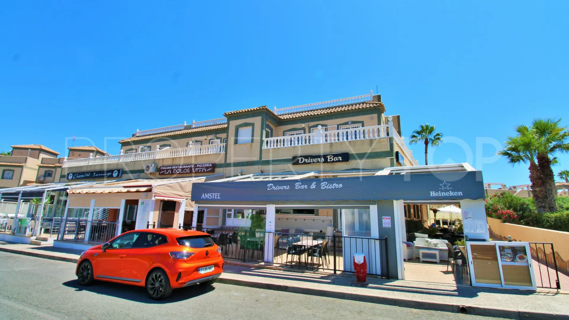 Buy 2 bedrooms apartment in Villamartin