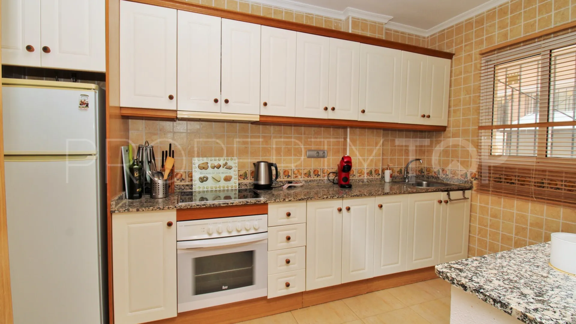 3 bedrooms Villamartin town house for sale