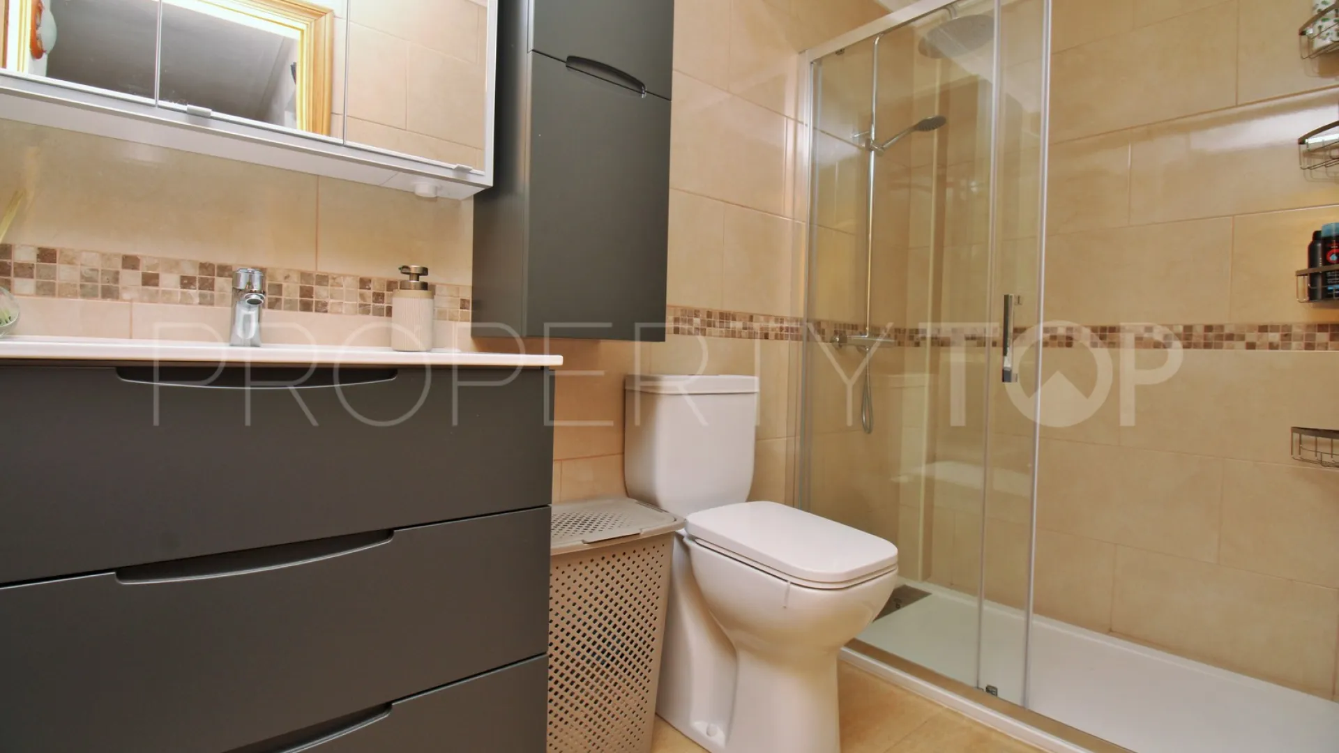 3 bedrooms Villamartin town house for sale