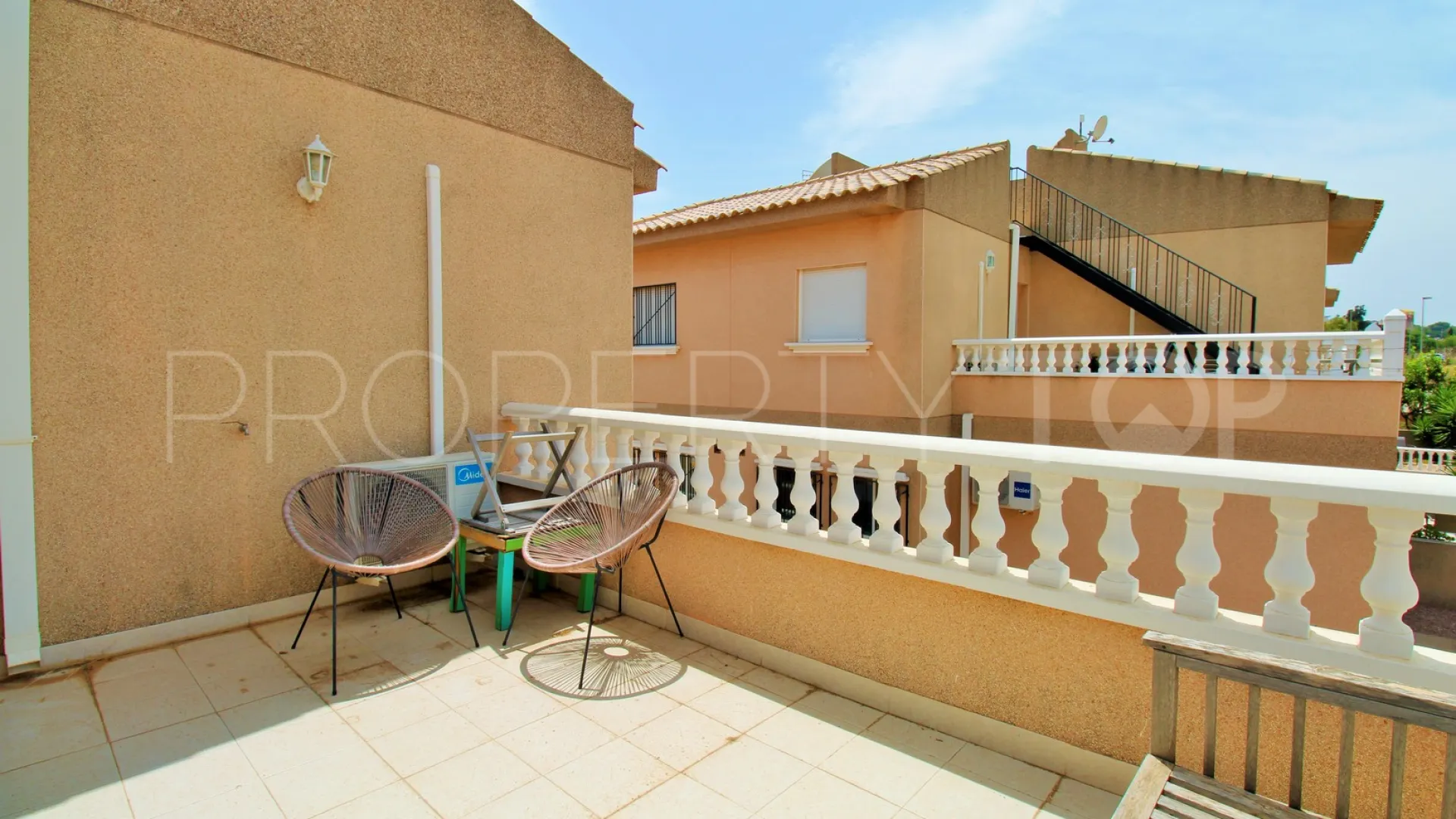 3 bedrooms Villamartin town house for sale