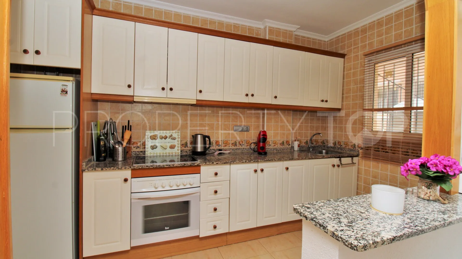 3 bedrooms Villamartin town house for sale