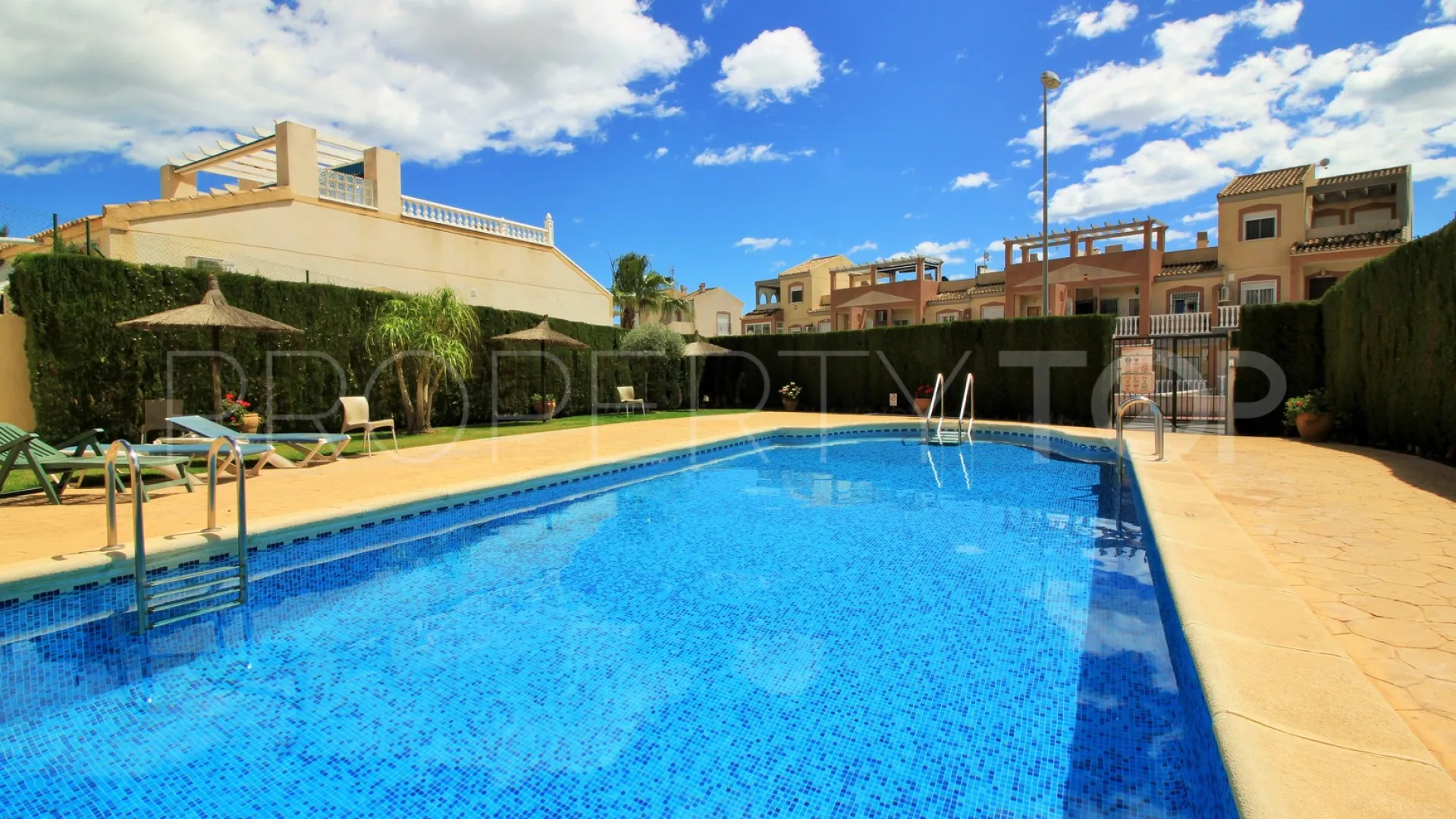 Adosado en venta en Rioja