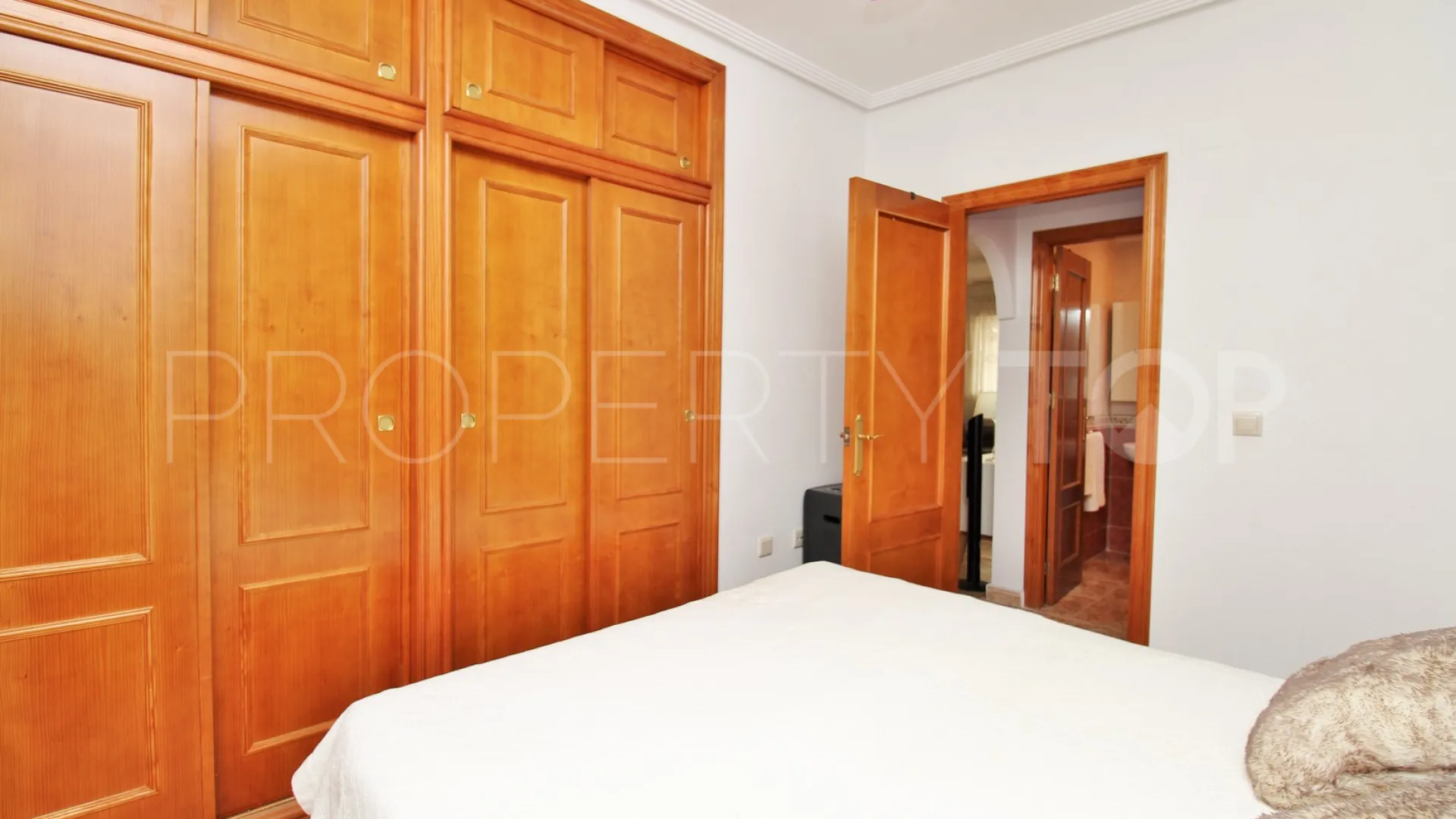 Apartamento en venta con 2 dormitorios en Punta Prima