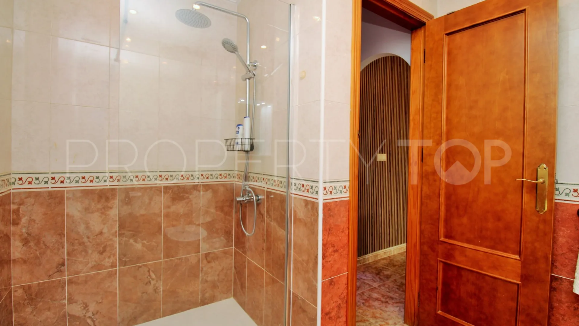 Apartamento en venta con 2 dormitorios en Punta Prima