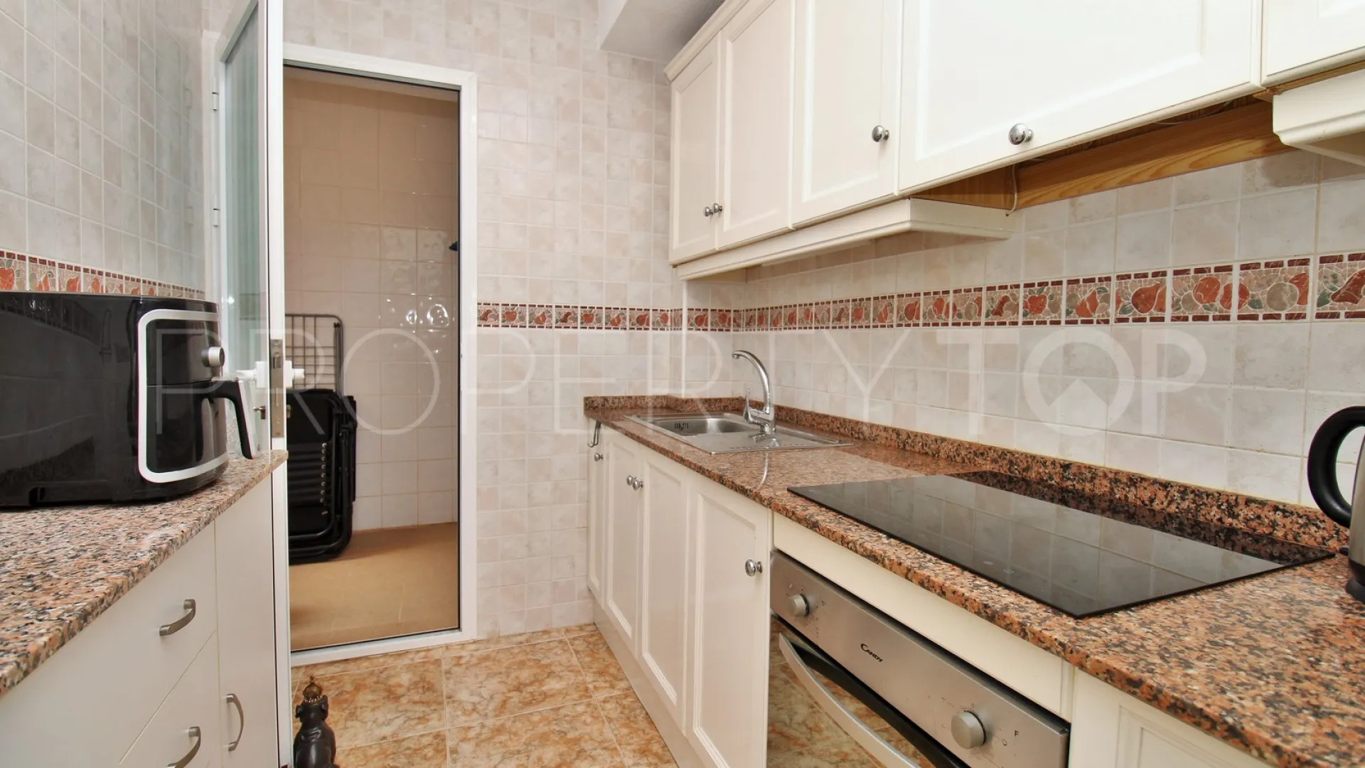 Apartamento en venta con 2 dormitorios en Punta Prima