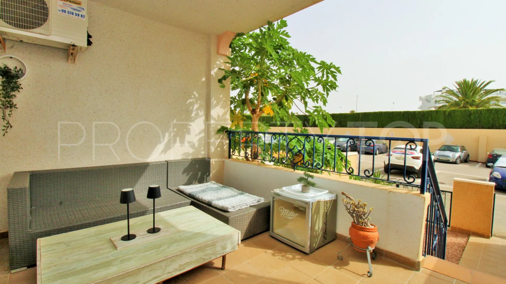 Apartamento en venta con 2 dormitorios en Punta Prima