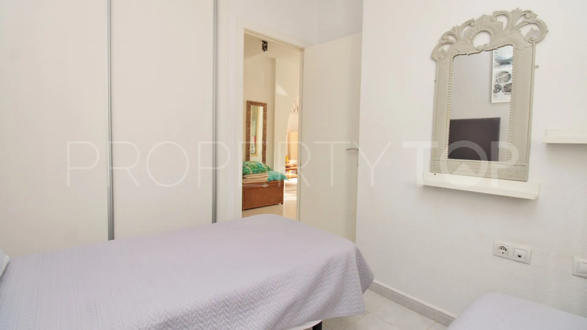 For sale Rioja 2 bedrooms apartment