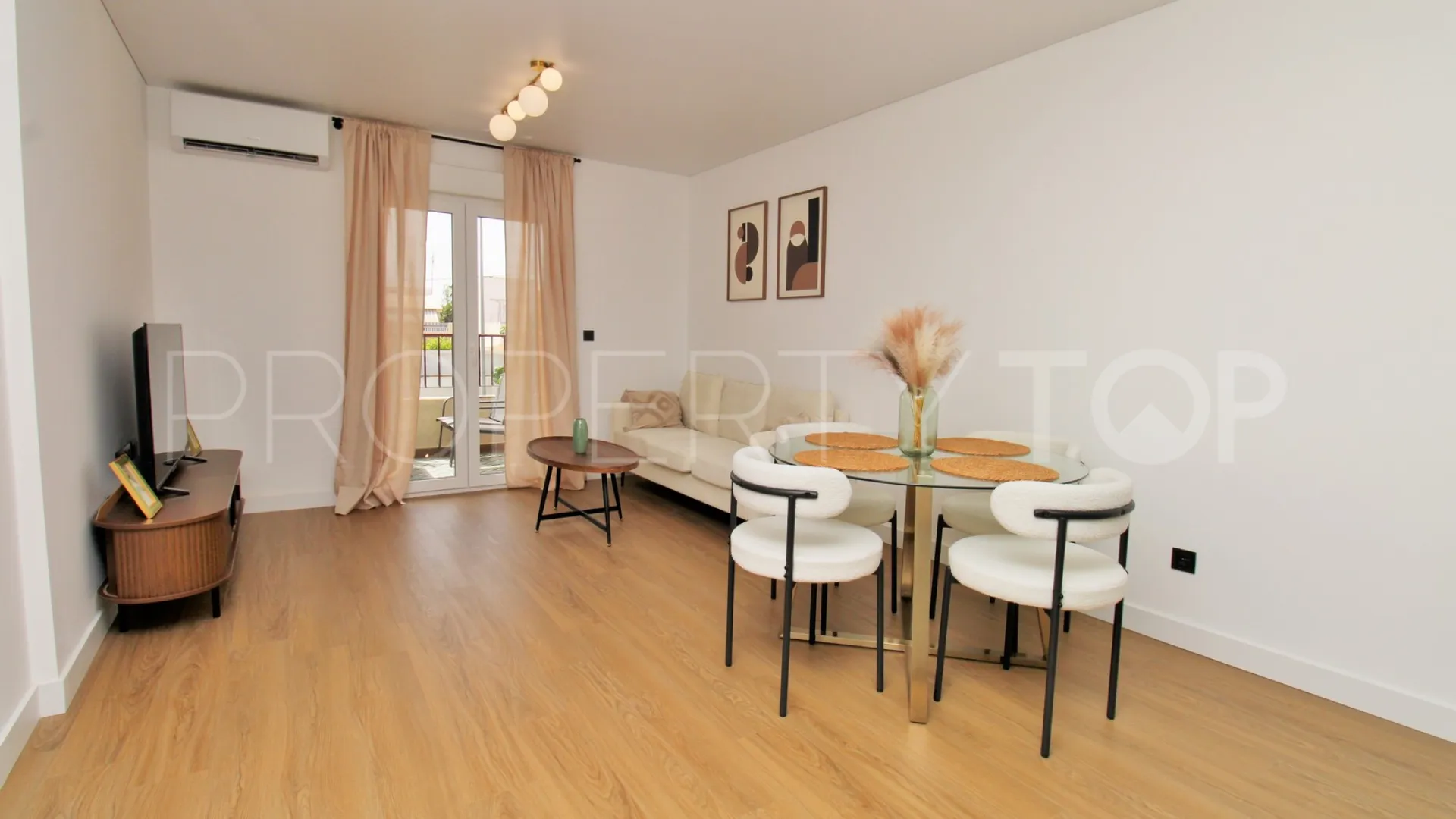 Apartment for sale in Torre de la Horadada with 2 bedrooms