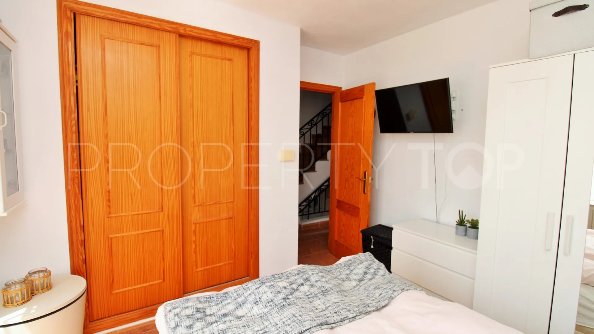 Town house for sale in Los Altos de Marbella with 3 bedrooms