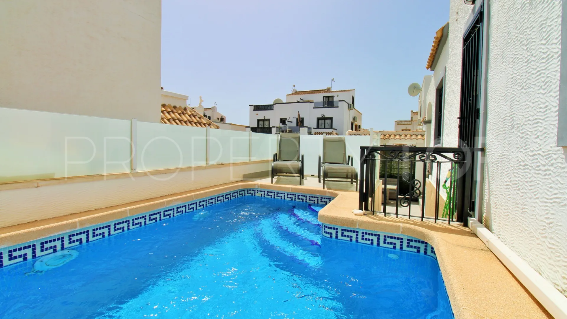Town house for sale in Los Altos de Marbella with 3 bedrooms