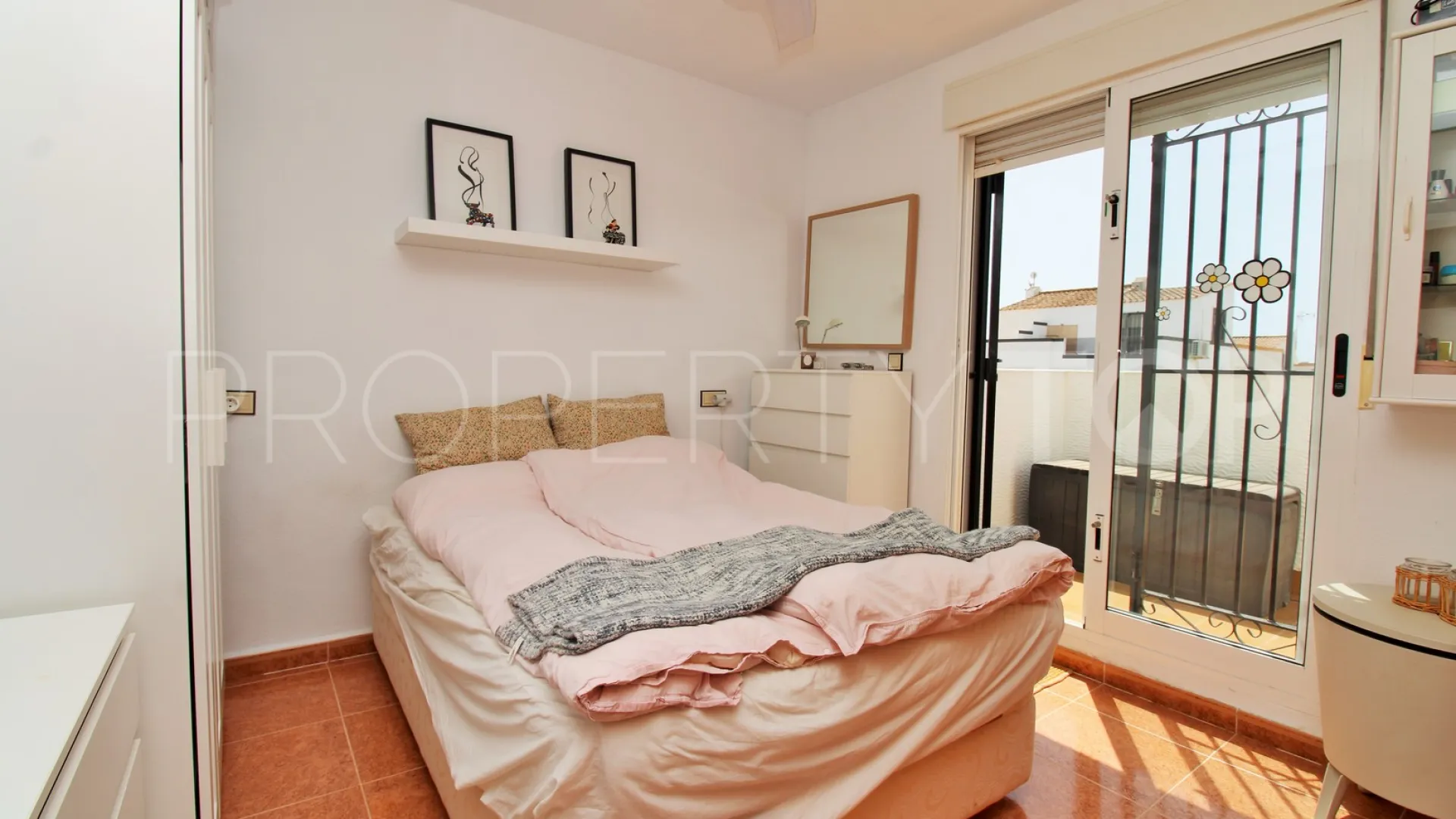 Town house for sale in Los Altos de Marbella with 3 bedrooms