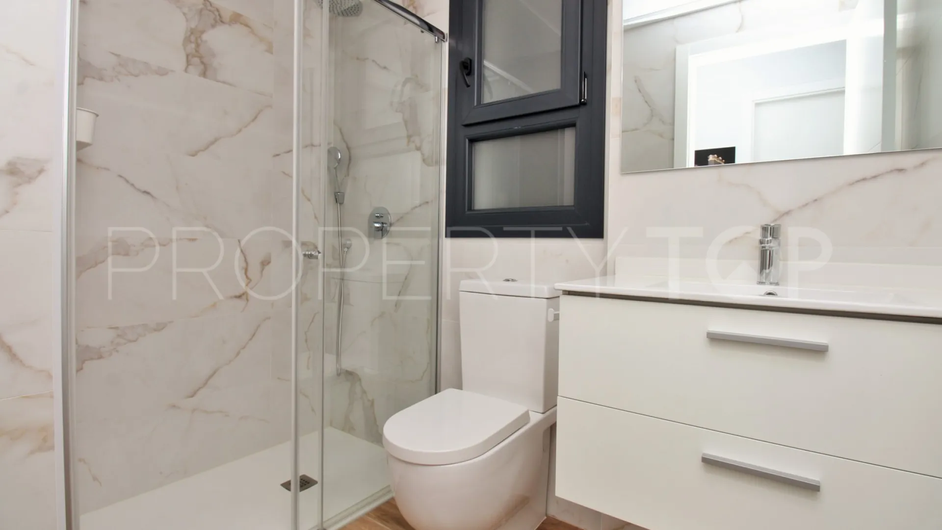 Rioja apartment for sale