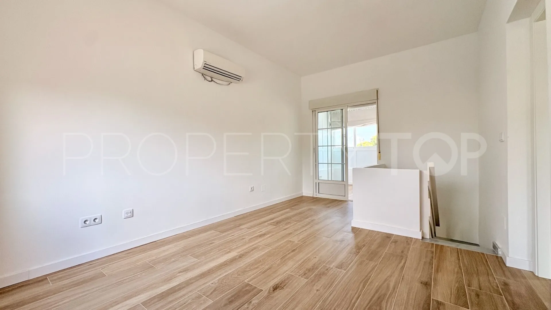 Villa for sale in Los Balcones with 4 bedrooms