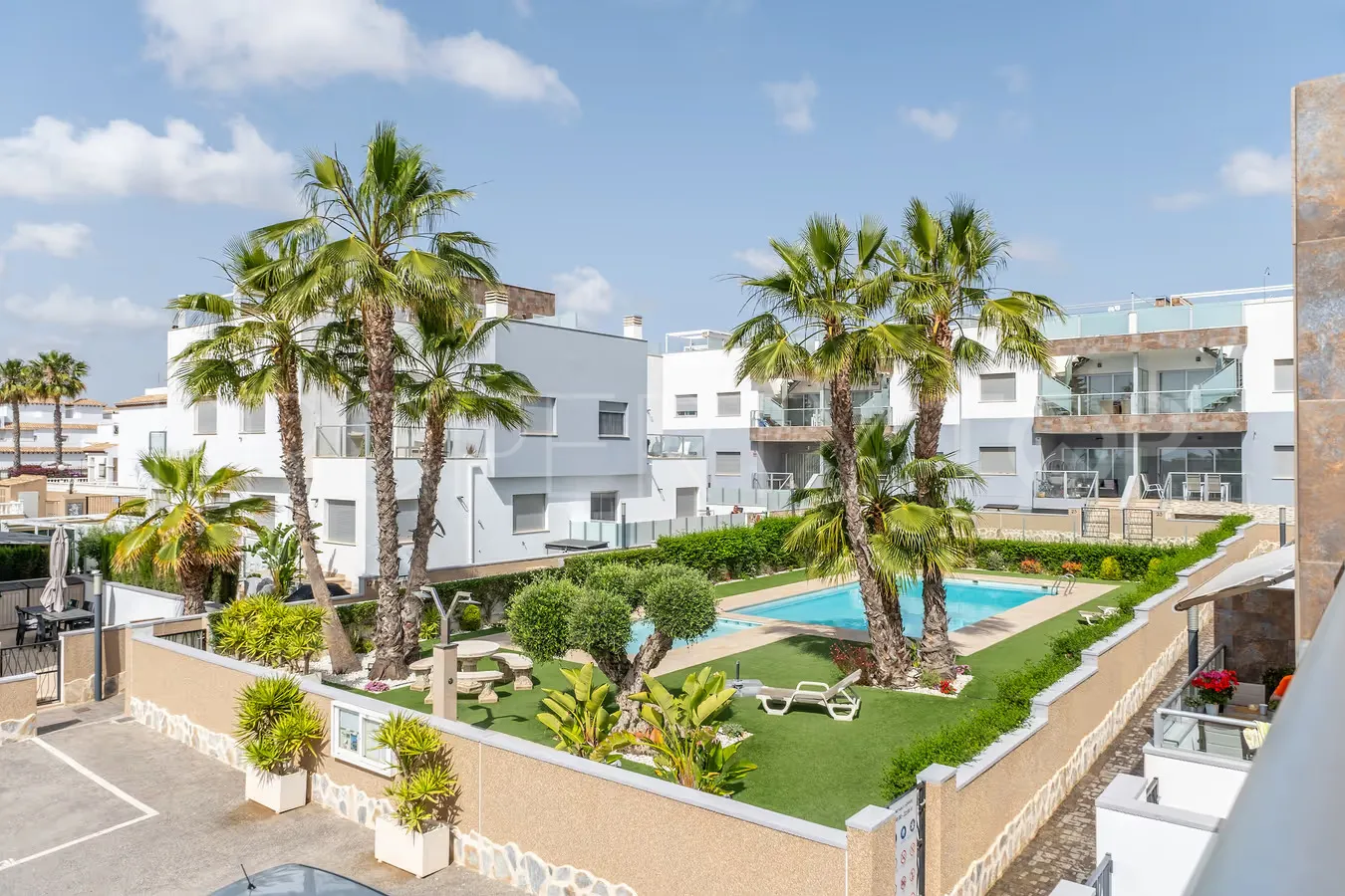 Punta Prima, adosado a la venta con 3 dormitorios