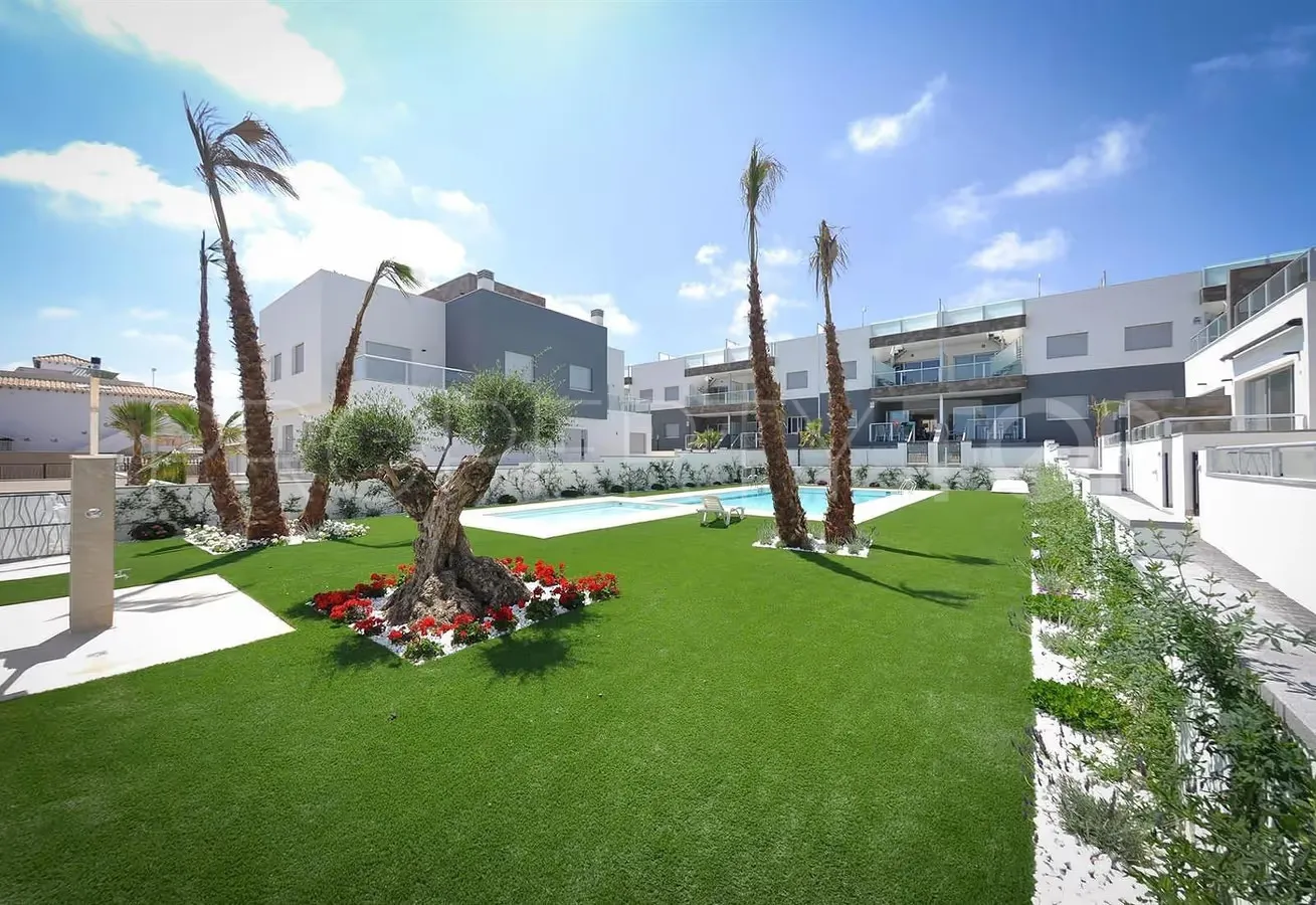 Punta Prima, adosado a la venta con 3 dormitorios