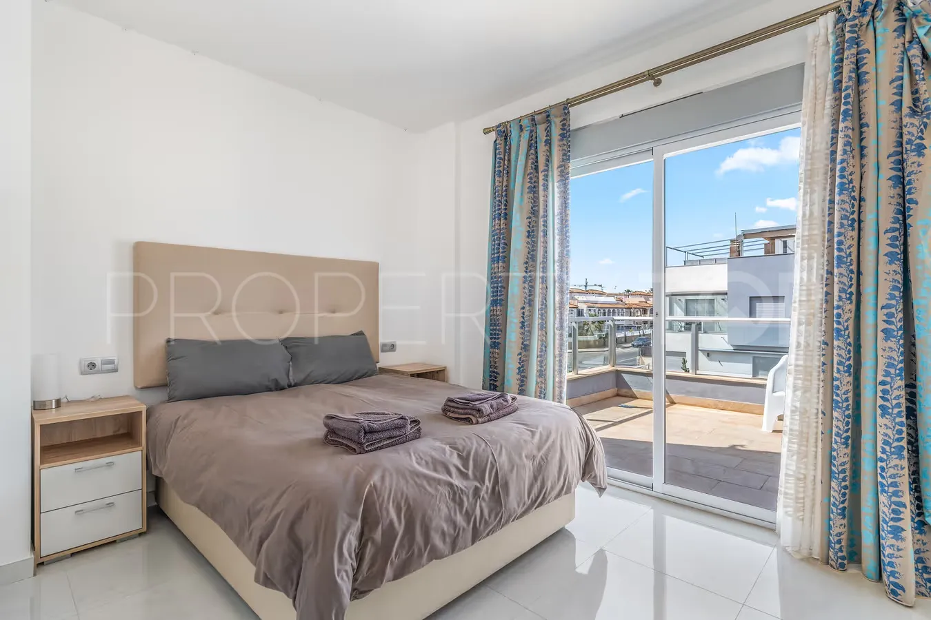 Punta Prima, adosado a la venta con 3 dormitorios