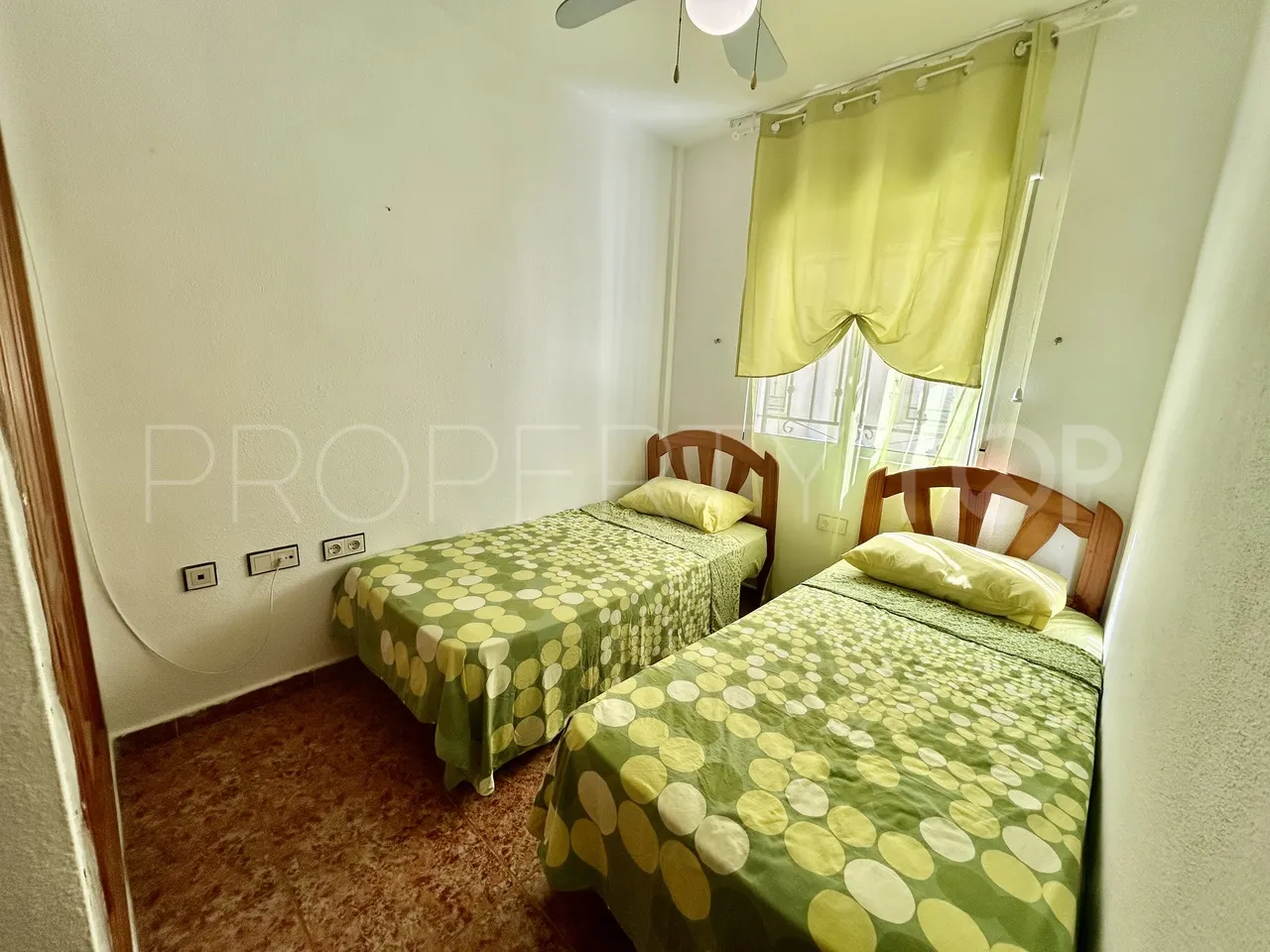 For sale apartment in Los Altos de Marbella with 2 bedrooms