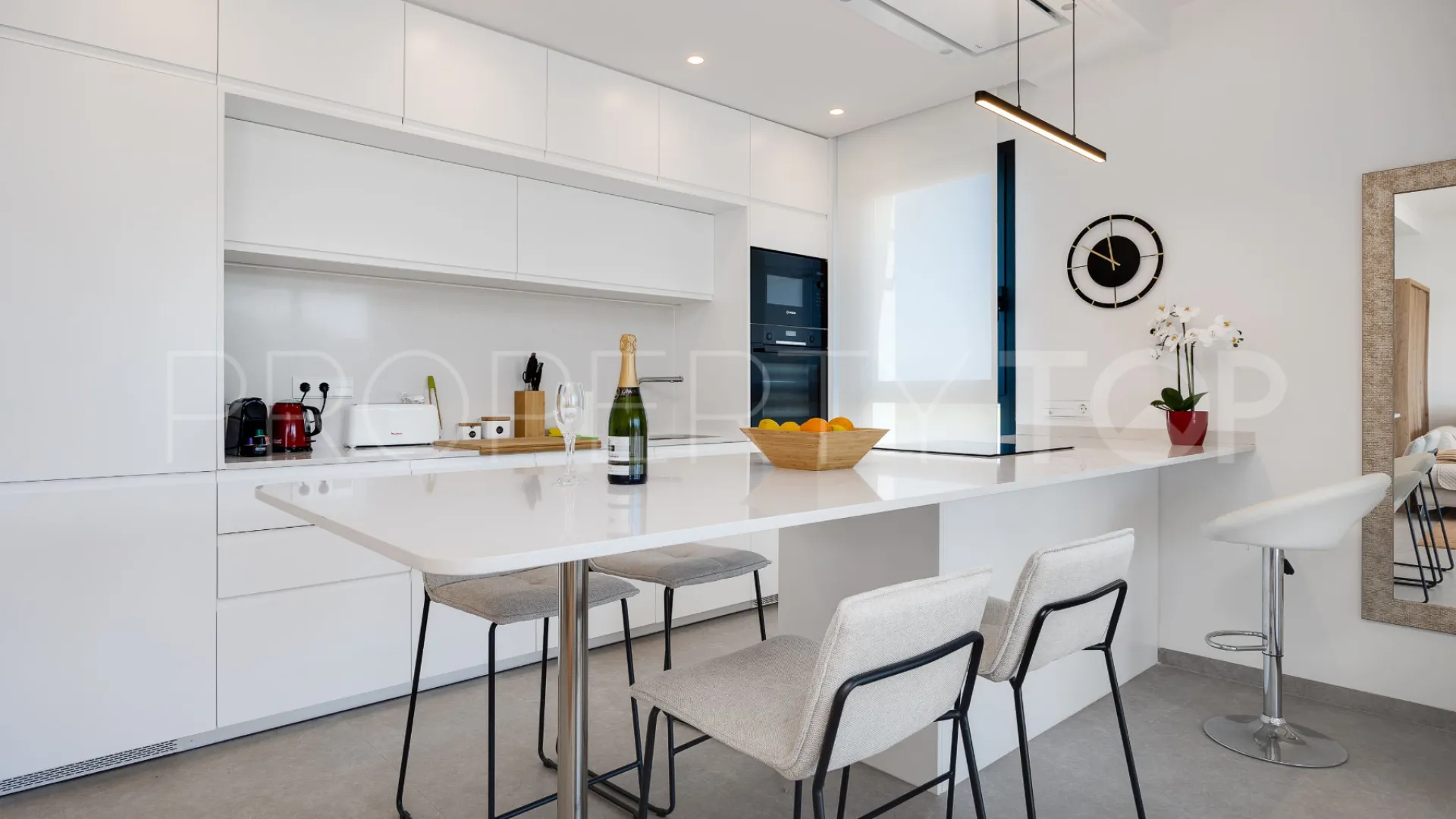 Se vende apartamento en Las Colinas Golf con 2 dormitorios