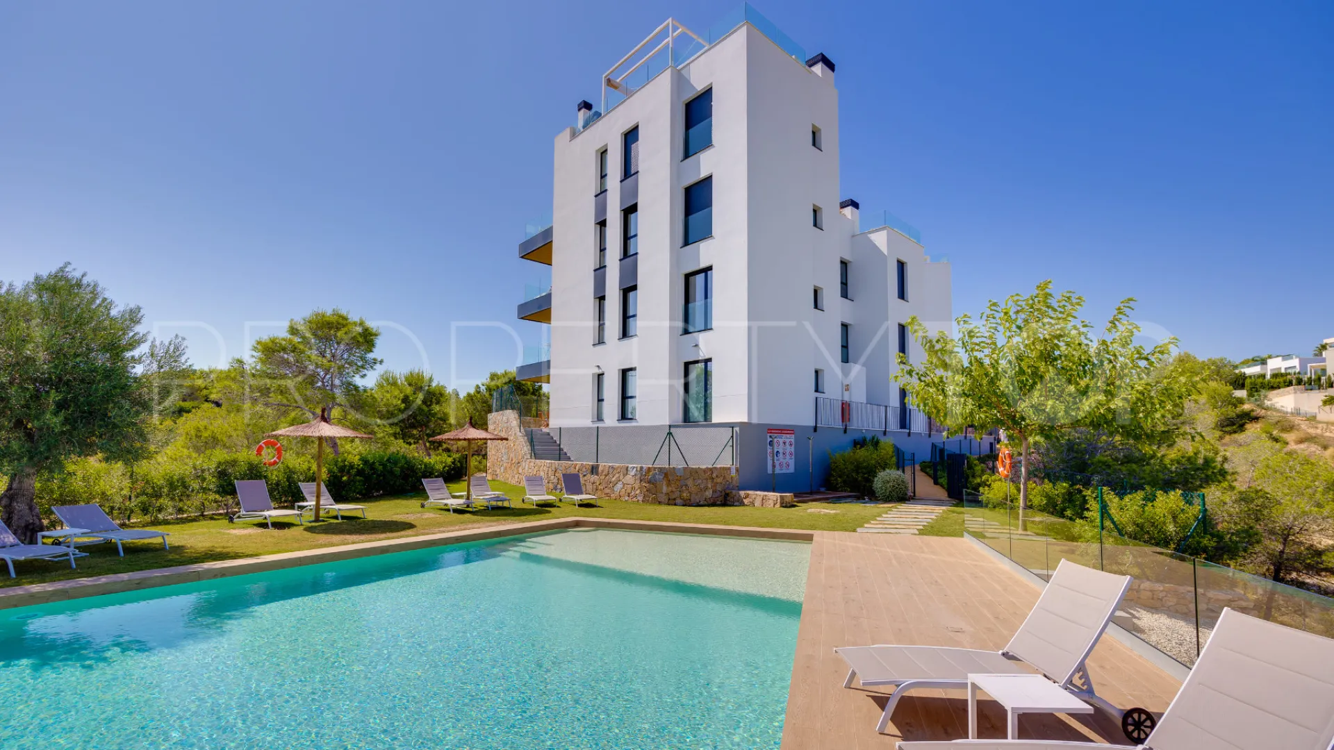 Se vende apartamento en Las Colinas Golf con 2 dormitorios