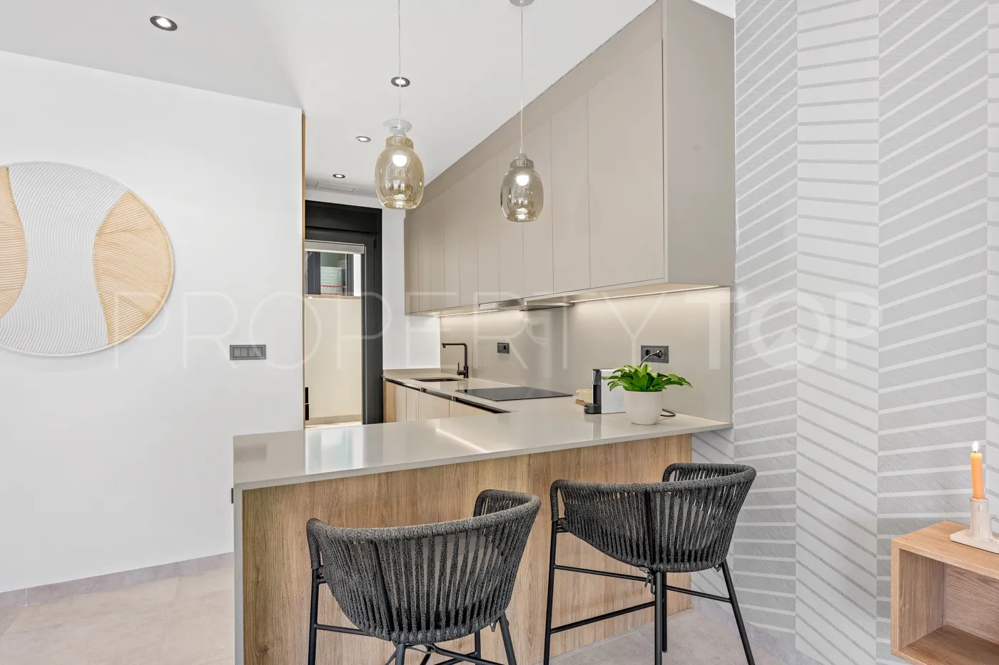 Buy villa in Rioja with 3 bedrooms