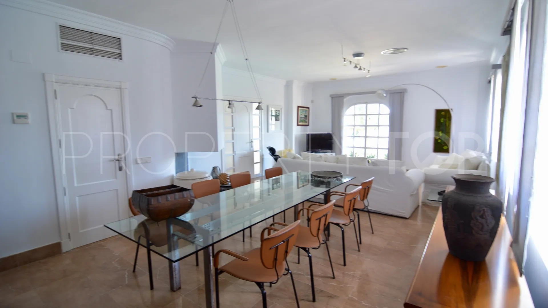 For sale villa in Torrevieja