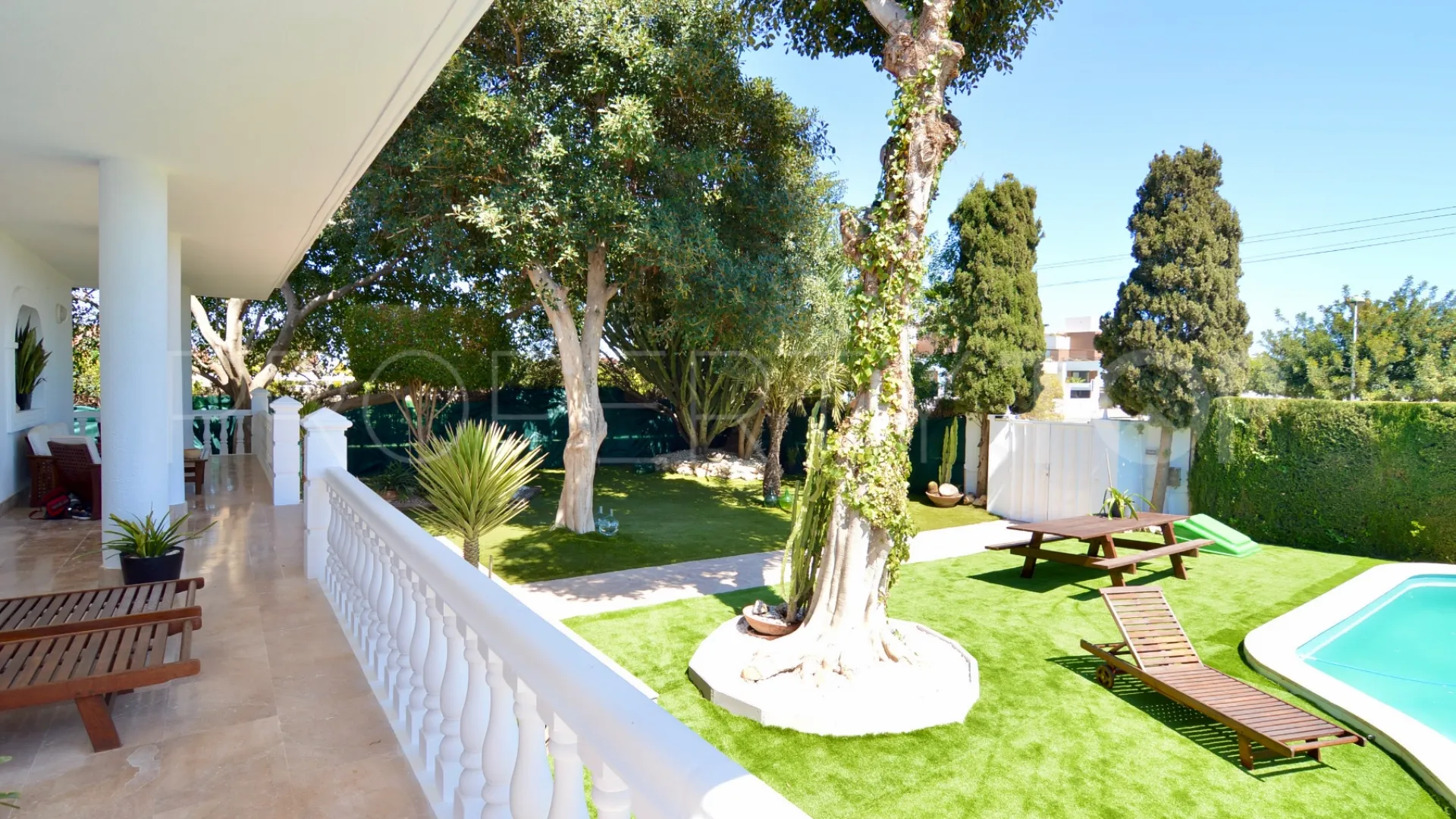 For sale villa in Torrevieja