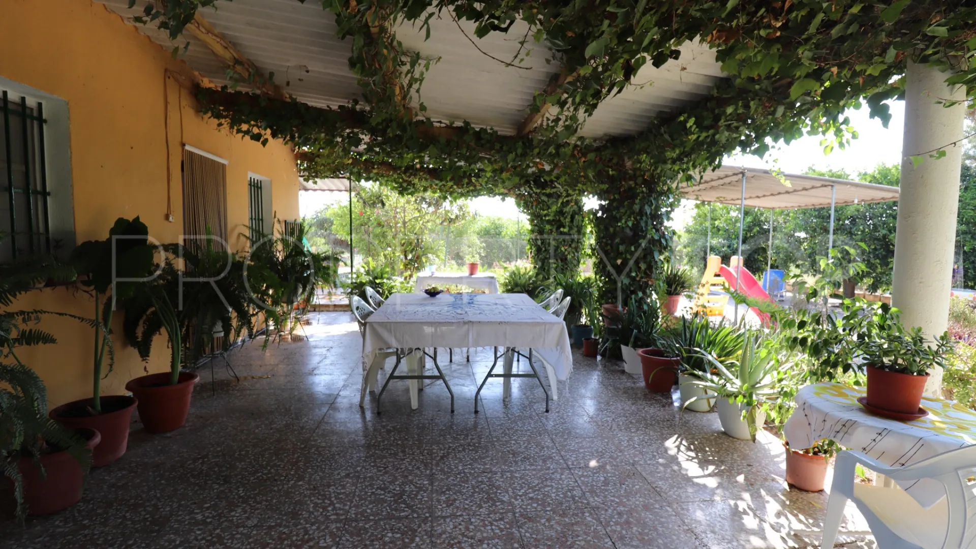 Villa en venta en Albatera con 2 dormitorios