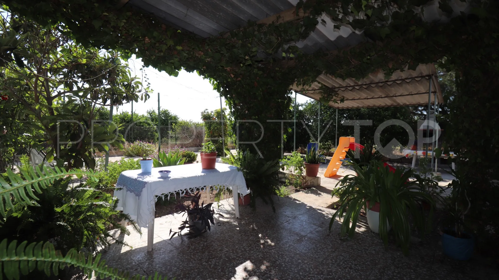 Villa en venta en Albatera con 2 dormitorios