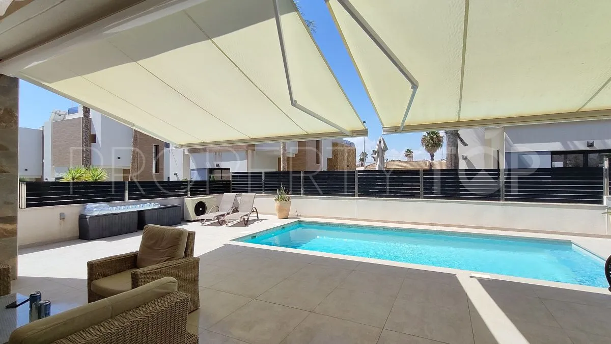La Mata, villa a la venta