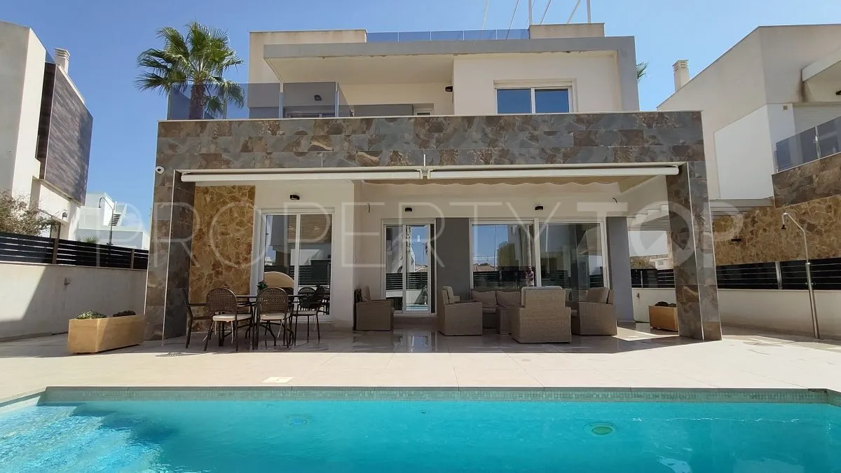 La Mata, villa a la venta