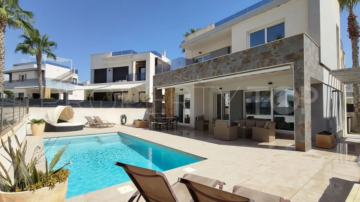 La Mata, villa a la venta