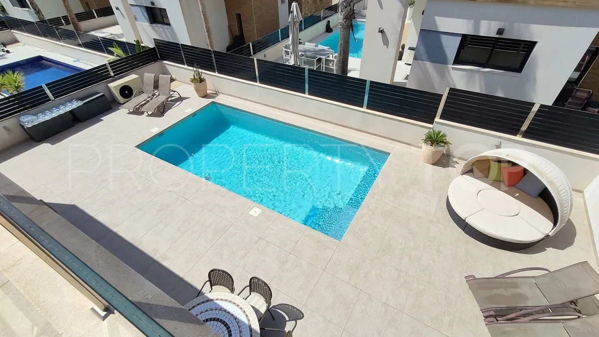 La Mata, villa a la venta