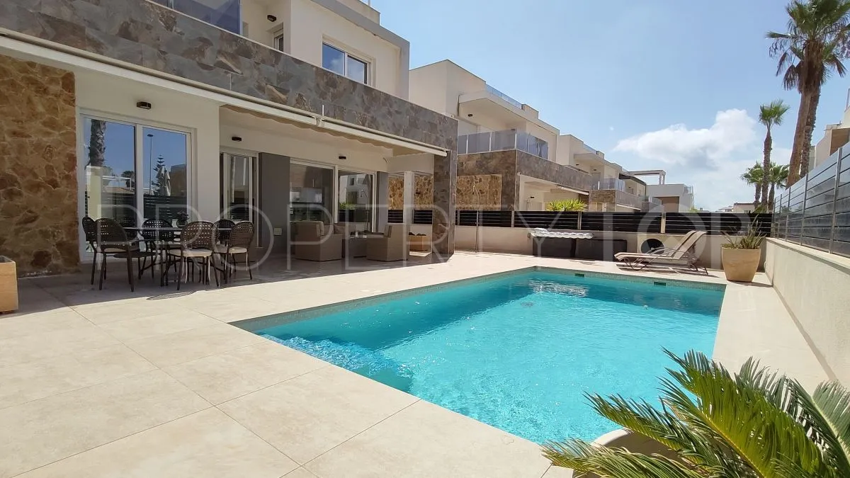La Mata, villa a la venta