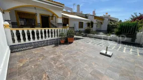 Adosado con 3 dormitorios en venta en Torre de la Horadada