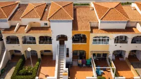 Buy 2 bedrooms apartment in Los Altos de Marbella