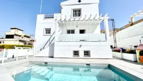 For sale Rioja villa with 5 bedrooms