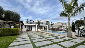 3 bedrooms villa in Los Balcones for sale