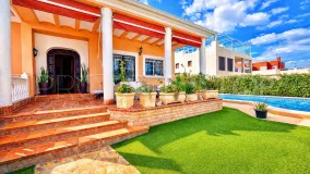 6 bedrooms villa in La Mata for sale