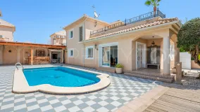 7 bedrooms villa in Torre de la Horadada for sale