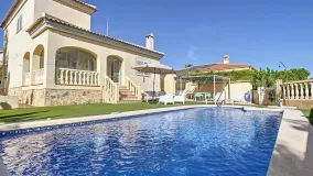 Comprar villa con 3 dormitorios en Pilar de la Horadada