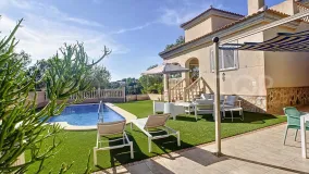 Comprar villa con 3 dormitorios en Pilar de la Horadada