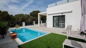 Se vende villa en Pilar de la Horadada