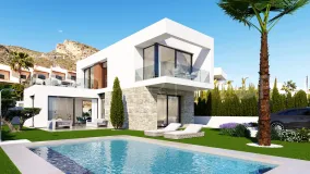 Comprar villa con 4 dormitorios en Cala de Finestrat